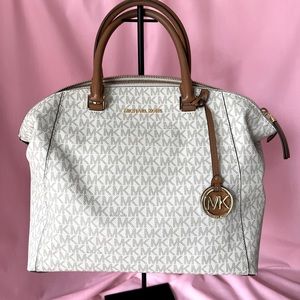 Michael Kors purse and Wallet